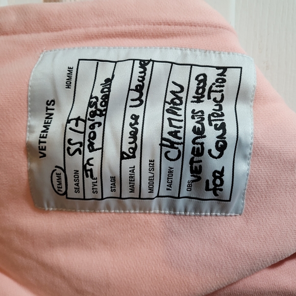 VETEMENTS X CHAMPION 2017 Crew Neck Hoodie - Picture 5 of 6